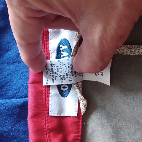 Old Navy Women's Red Button Down Rain Coat Medium - Picture 7 of 7